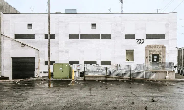 FD-IX peering at Netrality 733 West Henry in Indianpolis